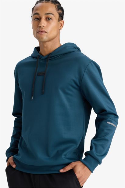 Standart Fit Kapüşonlu Sporcu Sweatshirt