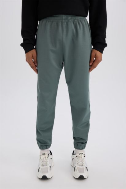 Sporcu Jogger Eşofman Altı Standart Fit Basic Düz Cepli Beli Paçası Lastikli