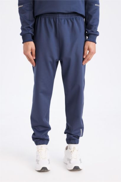 Sporcu Jogger Eşofman Altı Standart Fit Basic Düz Cepli Beli Paçası Lastikli