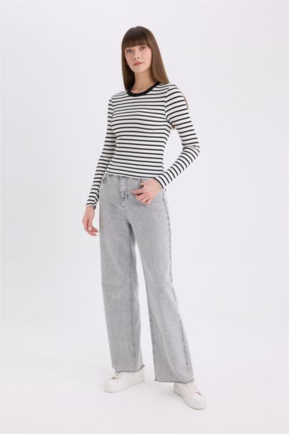 Slim Fit Dar Kesim Bisiklet Yaka Çizgili Uzun Kollu Tişört