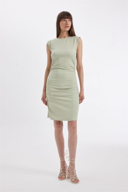 Bodycon Vücuda Oturan Drapeli Krep Kolsuz Mini Abiye Elbise