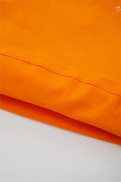 تيشيرت بيبي اولادي نص كم بطبعة بحر قصة عادية