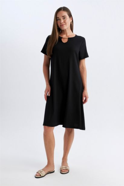 Regular Fit Apaş Yaka Basic Düz Bürümcük Kısa Kollu Midi Elbise