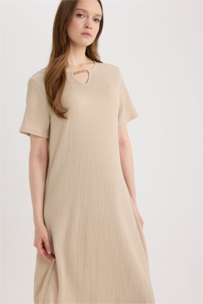 Regular Fit Open Neck Basic Crepe Midi Dress