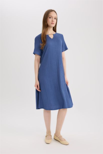 Regular Fit Open Neck Basic Crepe Midi Dress