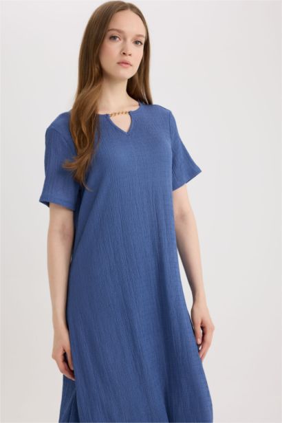 Regular Fit Open Neck Basic Crepe Midi Dress