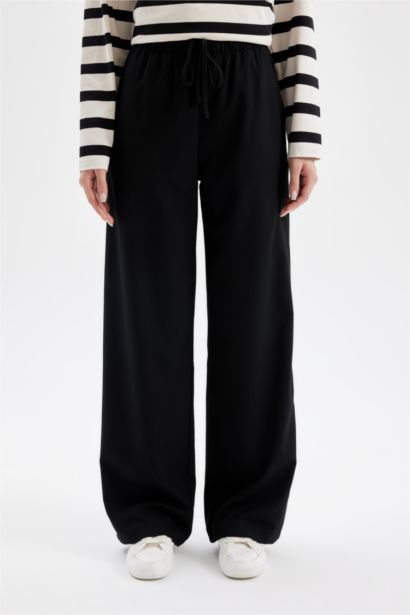 Wide Leg Eşofman Altı Beli Lastikli Bağcıklı Basıc