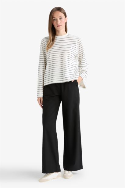 Wide Leg Trousers