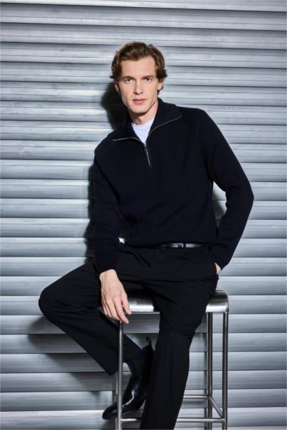 Standard Fit Knitwear Pullover