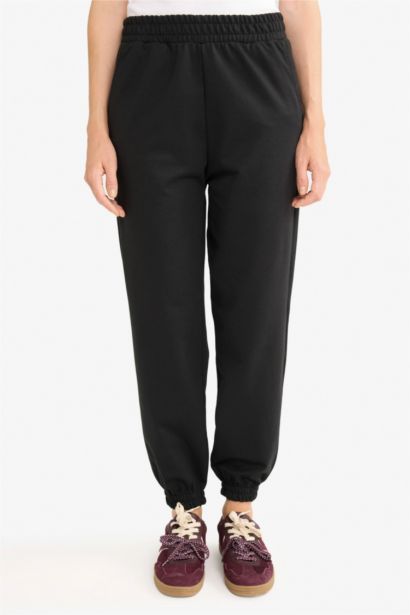 بنطلون جوجر فيت بيزك قماش خفيف