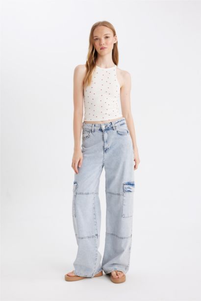 Slim Fit Ribbed Heart Print Tank Top