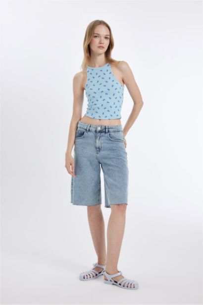 تانك توب مضلع سليم فيت بطبعة فاكهة وياقة هالتر