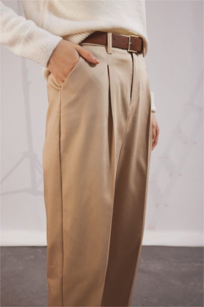 Carrot Fit Ankle Length With Pockets Trousers