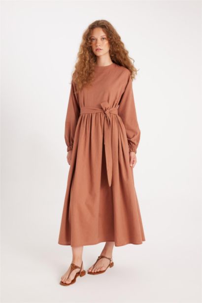 Manuka x DeFacto Bisiklet Yaka Keten Karışımlı Uzun Kollu Maxi Elbise