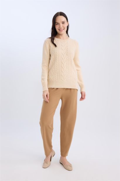 Straight Fit Elastic Waist Pleated Basic Trousers