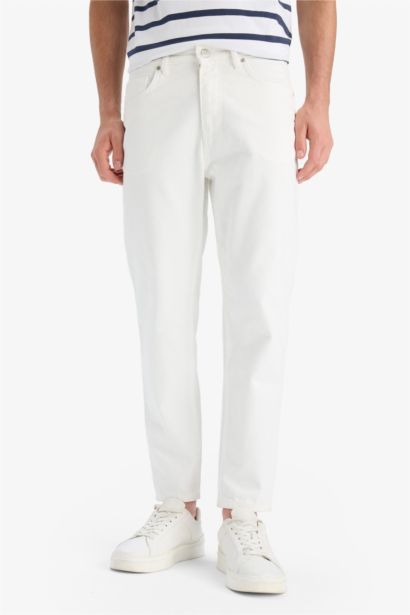 90's Slim Fit High Waist Narrow Leg Jeans