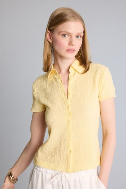 Fitted Kırışık Dokulu Kumaş Gömlek