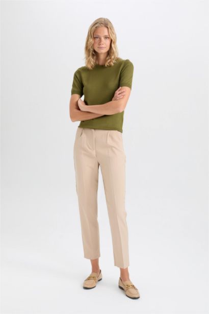 Tapered Fit Wide Leg Double Pocket Trousers
