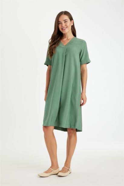 Regular Fit V Neck Short Sleeve Midi Dress