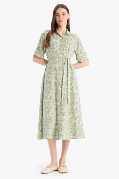 A Kesim Gömlek Yaka Desenli Kuşaklı Kısa Kollu Midi Elbise