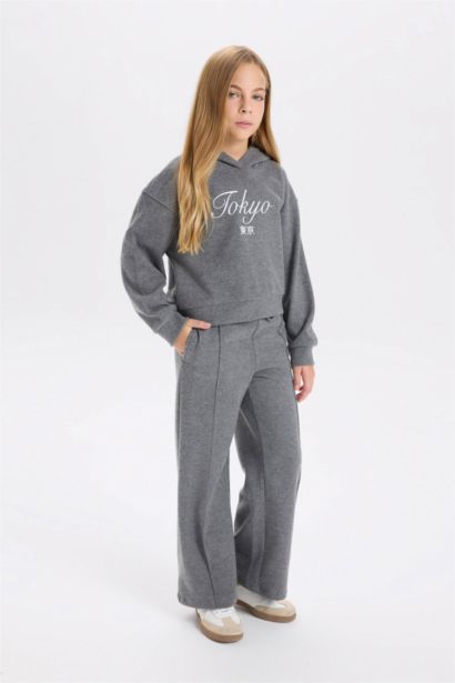 سروال رياضي واسع