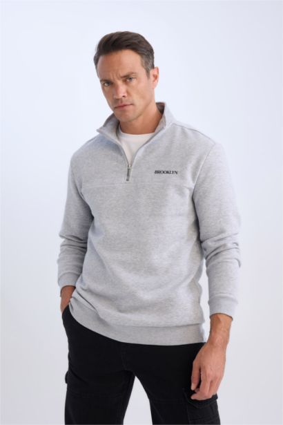 Relax Fit Dik Yaka Fermuarlı Baskılı Kalın Sweatshirt