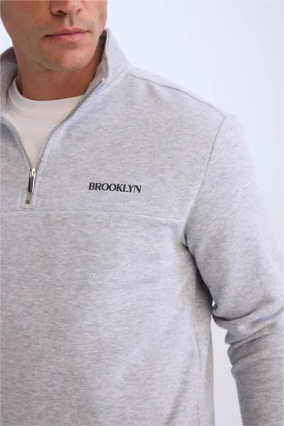 Relax Fit Dik Yaka Fermuarlı Baskılı Kalın Sweatshirt