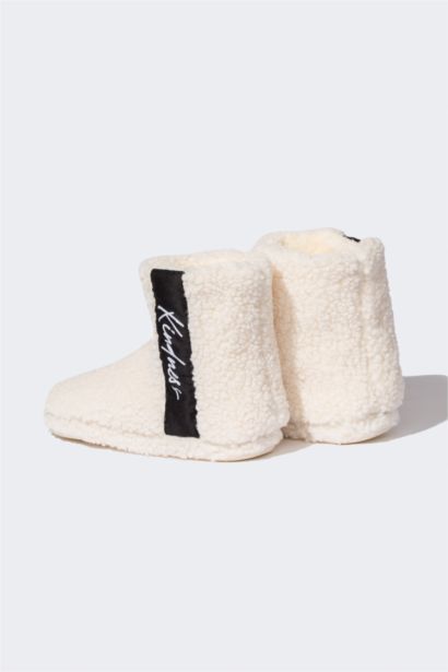 Woman Plush Flat Sole Home Boots