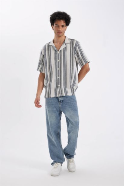 Regular Fit Resort Collar Short Sleeve Shirt