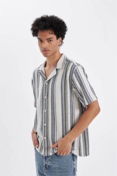 Regular Fit Resort Collar Short Sleeve Shirt
