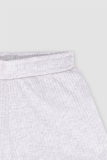 شورت بناتي مضلع