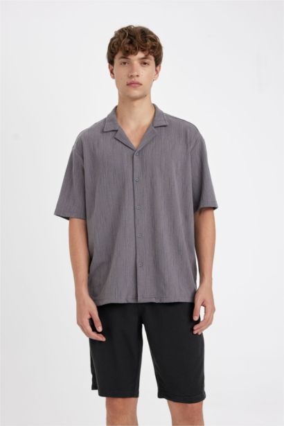 Regular Fit Resort Collar Short Sleeve Shirt