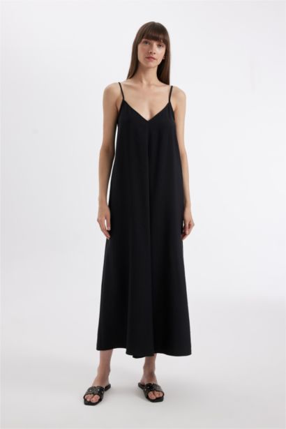 Robe Maxi avec Bretelles à Col en V en Tencel