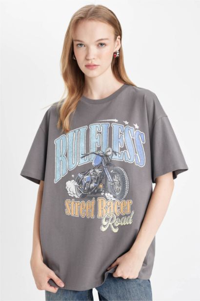 Oversize Geniş Kalıp Bisiklet Yaka Baskılı Kısa Kollu Tişört