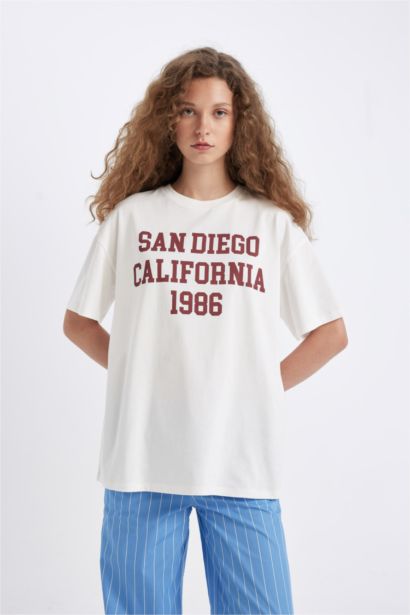 Oversize Geniş Kalıp Bisiklet Yaka Baskılı Kısa Kollu Tişört