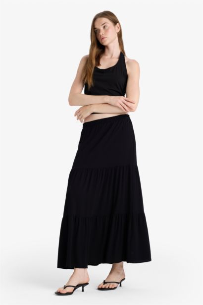 تنورة طويلة فيسكوز كرنكيل بخصر عالي وبطانة قطنية