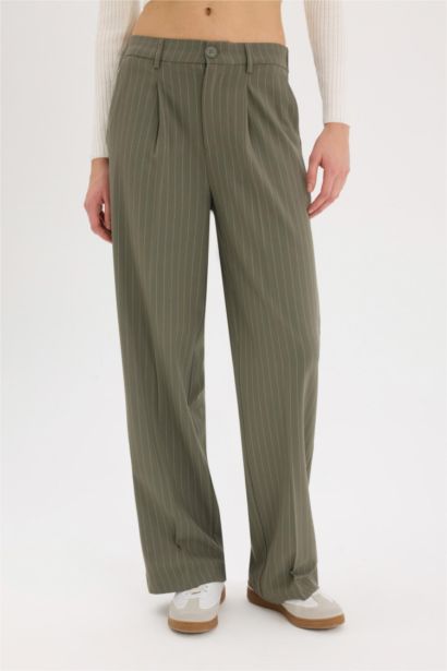 Darted Regular Waist Wide Leg Classic Fabric Trousers