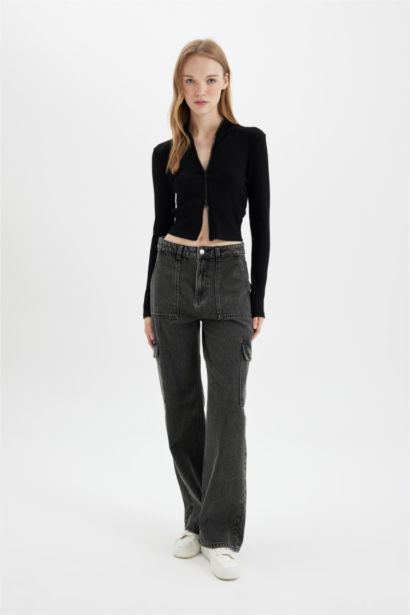 كارديجان مضلع سليم فيت برقبة عالية