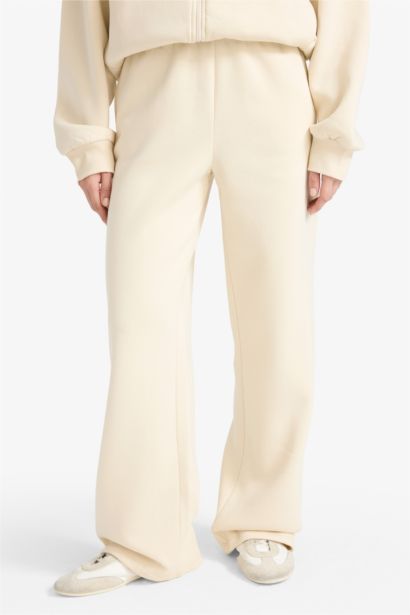 Straight Fit Thick Sweatshirt Fabric Trousers