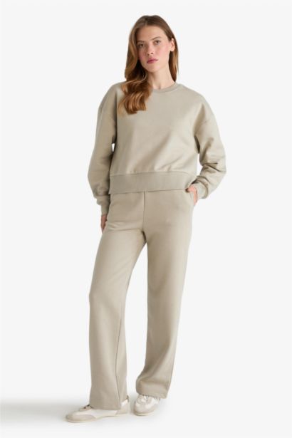 Straight Fit Basic Thick Sweatshirt Fabric Trousers