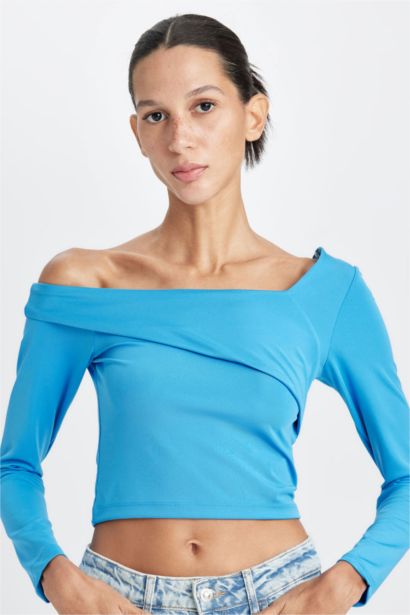 T-shirt Slim à manches longues avec épaules dénudées