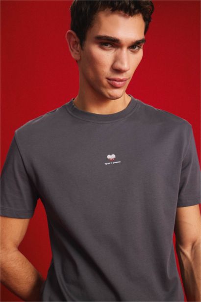 Regular Fit Crew Neck Printed Short Sleeve T-Shirt