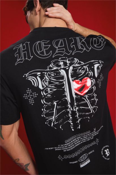 Boxy Fit Crew Neck Printed Short Sleeve T-Shirt