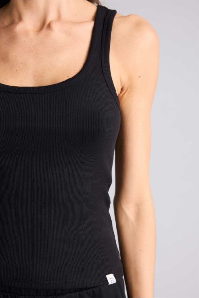 Майка в рубчик