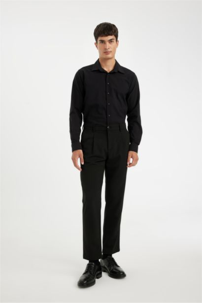 Chemise à manches longues Coupe moderne à col polo