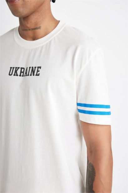 تيشيرت رياضي  قصة عادية من DeFactoFit