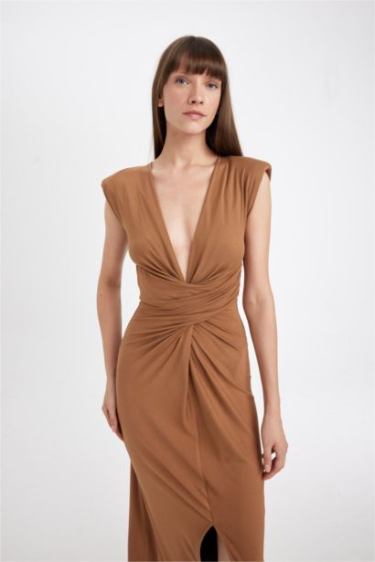 Robe longue sans manches à Col en V