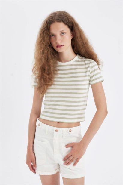 Fitted Short Sleeve Striped T-Shirt