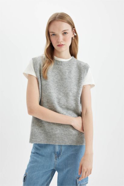 Regular Fit Crew Neck