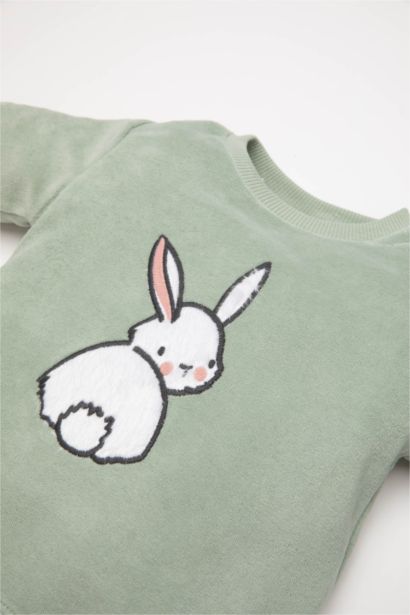 Girl Rabbit Printed Velour 2 Piece Pajama Set